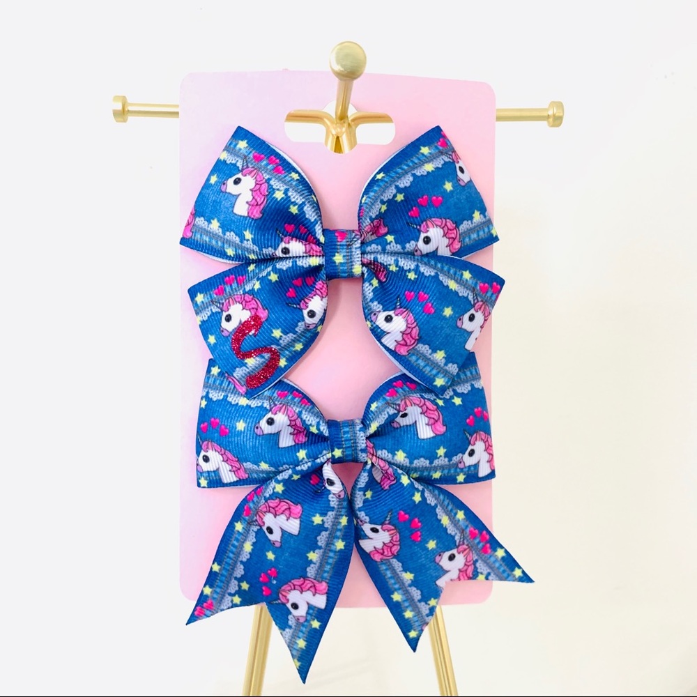 Hair Bows with initial letter (personalized)